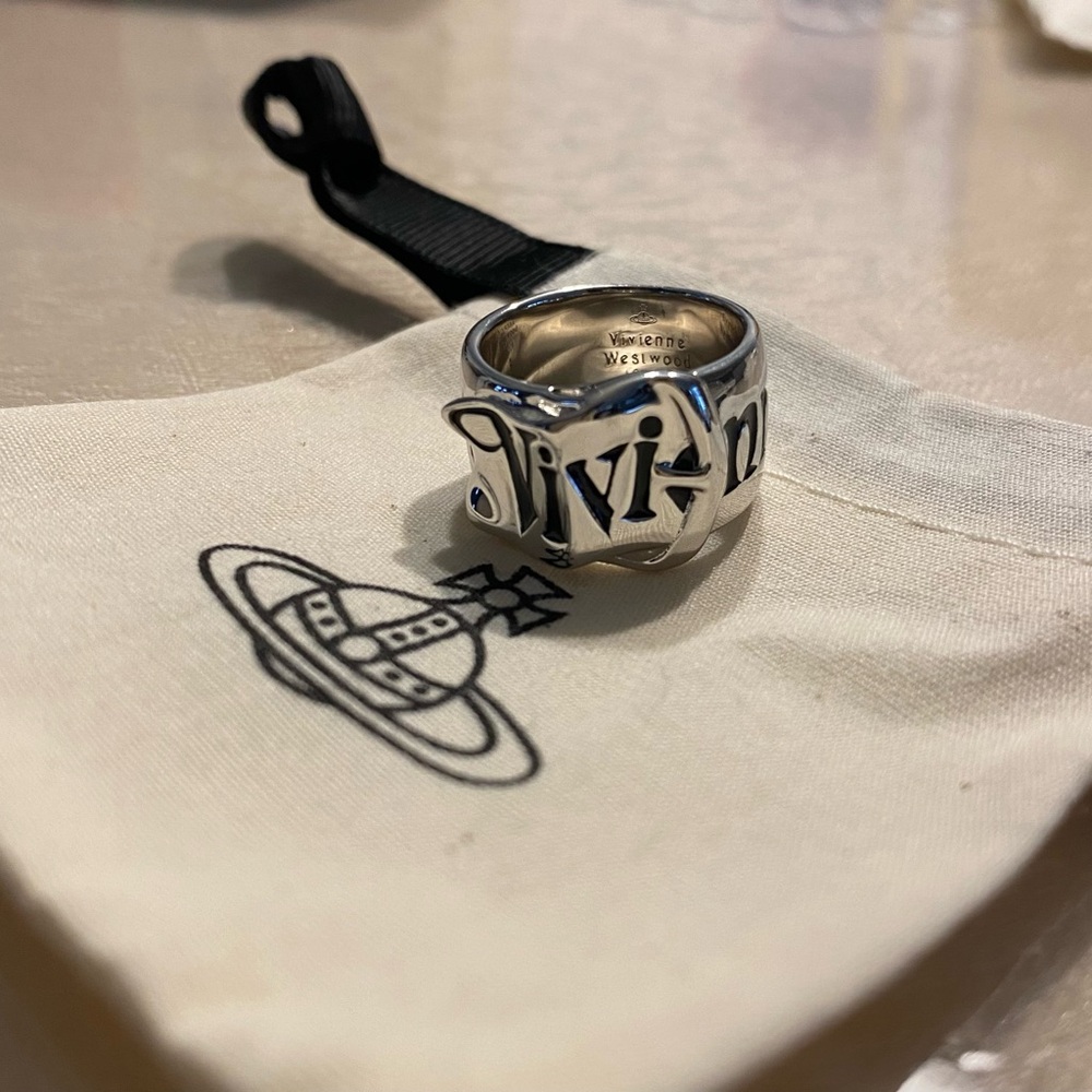 Vivienne Westwood 925 silver Belt ring
